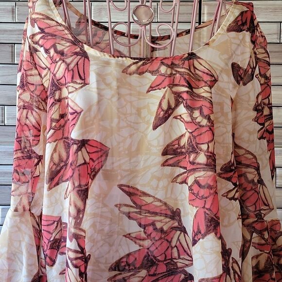 Charlotte Russe butterfly print blouse Size L - Picture 2 of 5